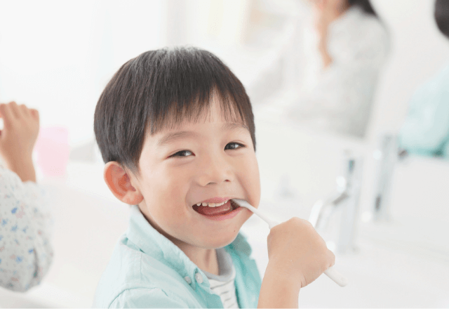 子どもの歯を守る！歯ブラシの正しい選び方と交換のサイン