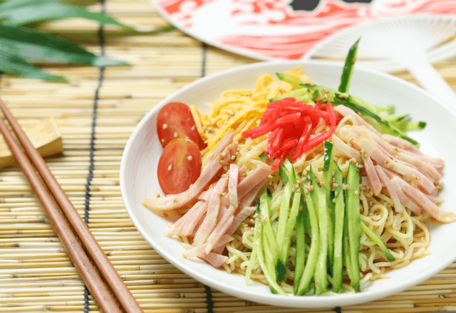 楽しく学ぼう！子どもと一緒に冷やし中華を作るコツ