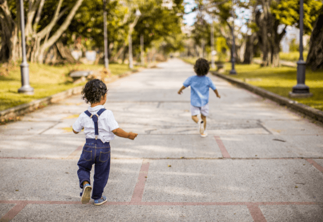 子どものかけっこ速度を上げる練習法とそのコツ