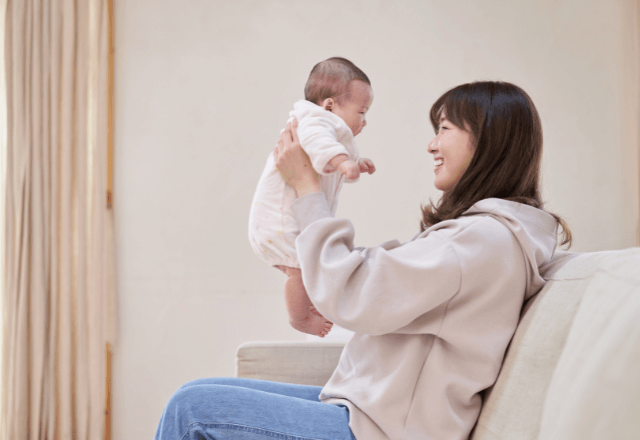 赤ちゃんとのコミュニケーション～人見知りとその対処法～