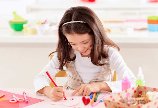 小学生の女の子が喜ぶ！夏休みにおすすめのおしゃれな工作4選