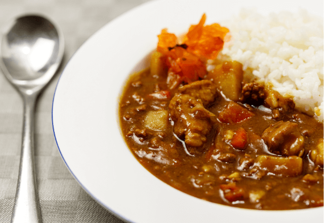 カレー好きの夫に”手作りカレー”を振舞った結果→夫「あのさ、カレー作るのはいいけど…」妻「え？」