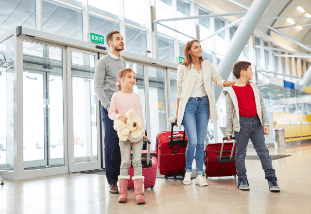 おやこで海外旅行へ！何歳から行ける？必要な持ち物やおすすめの国