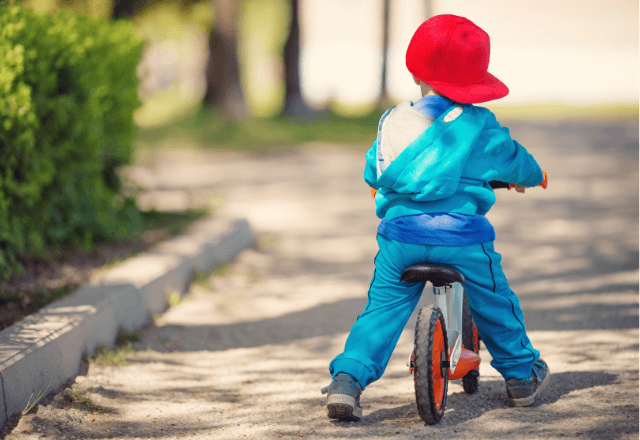 幼児の自転車デビューガイド：練習法から安全準備まで