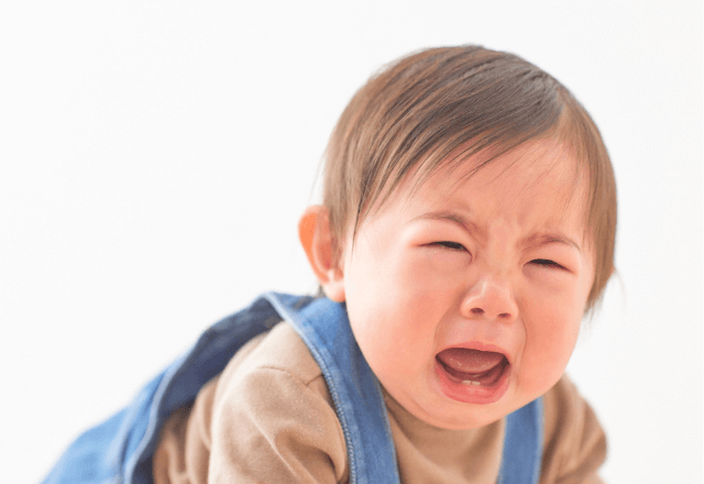 赤ちゃんの人見知り｜対処法と時期別の対策