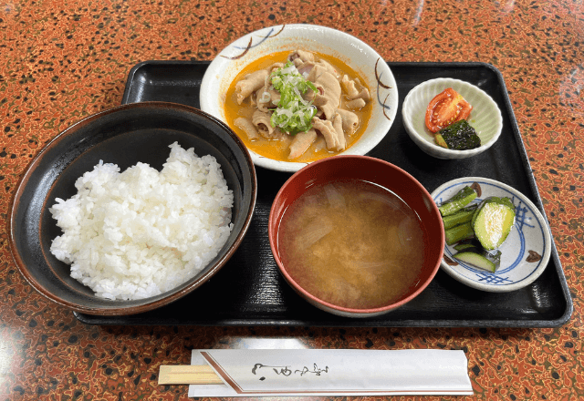 定食屋で…私「注文と違うんですが…」店員「はい？」⇒店員から放たれた【まさかの捨て台詞】に絶句…