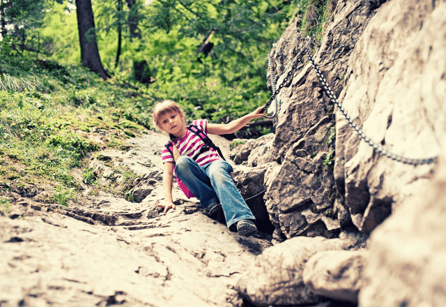 子どもの登山は何歳から？無理なく楽しむおやこ登山の秘訣
