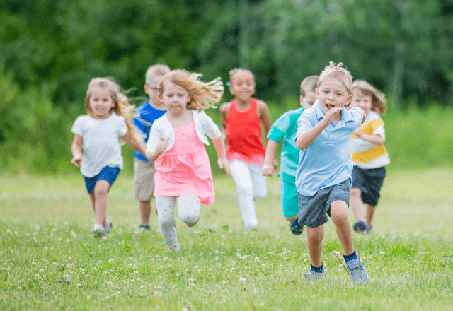 足が速い子どもにはどんな特徴がある？走りの共通点4選