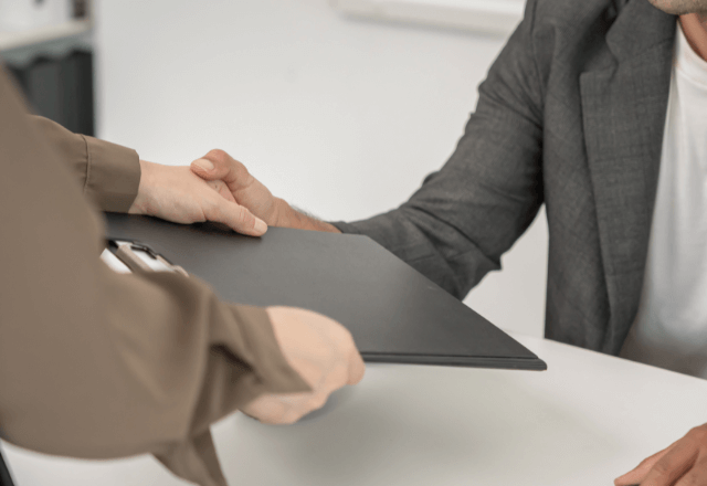 私を派遣社員だと”勘違い”している課長「無能とは二度と会いたくない（笑）」というのでお望み通り”退社した”結果