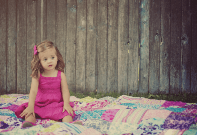 2歳の子どもが「歩かない」理由は何?甘えとイヤイヤ期の対応・練習法