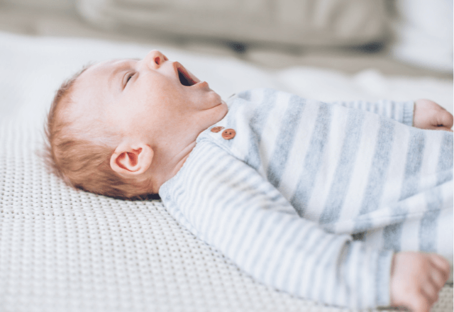 寝る時間を教えよう！生後2ヶ月からの生活リズムを整える「スイッチON」の習慣