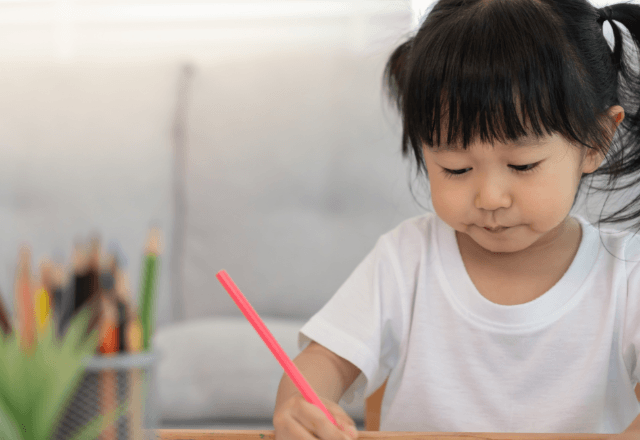知能指数IQとは？テスト数値の意味や高い子どもに見られる特徴を解説