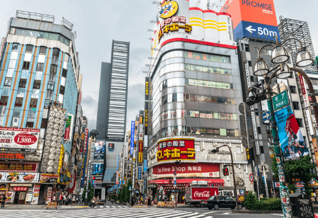 道に迷った老人を案内した私。「お礼をさせて」と言われた結果⇒予想外の場所での【最高のお礼】に歓喜！？