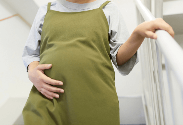 夫「妊娠は病気じゃない（笑）」悪阻で寝込む妻「…」翌日⇒妻が突きつけた【一枚の紙】に夫の顔色が変わり…