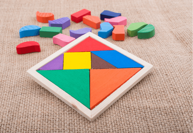 3歳から図形に強く！おやこで楽しむ知育パズル「タングラム」の魅力