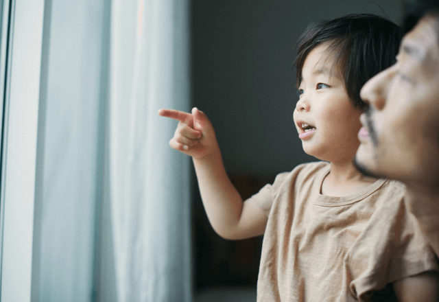 なぜなぜ期を味方に！子どもの好奇心を伸ばす親の声かけ術