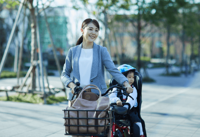 子乗せ自転車はいつからいつまで？安全に守る法律と前・後ろ乗せの選び方