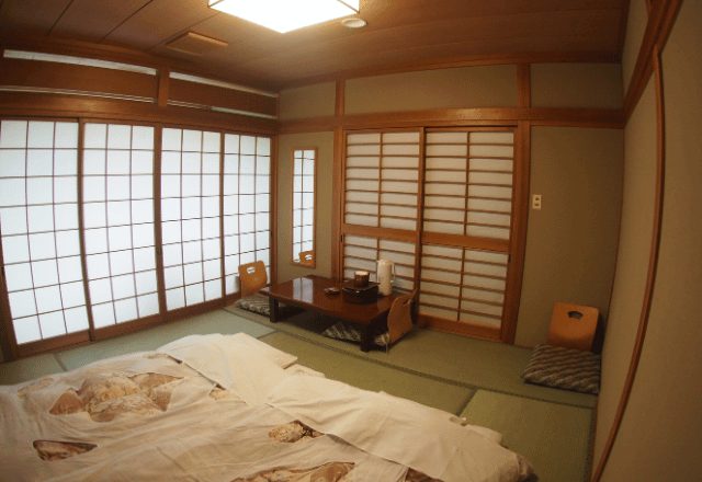 社員旅行で…【俺の正体】を知らない上司「派遣は帰れ！部屋はキャンセルした（笑）」俺「はーい」直後⇒勘違い上司は絶句…