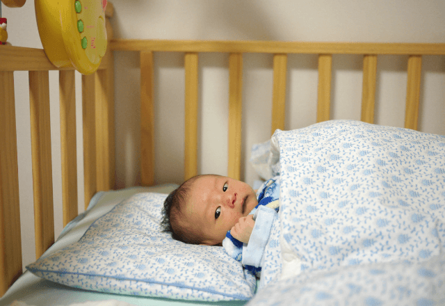 赤ちゃんの安全・快適な睡眠をサポート！ベビーベッドのすすめ