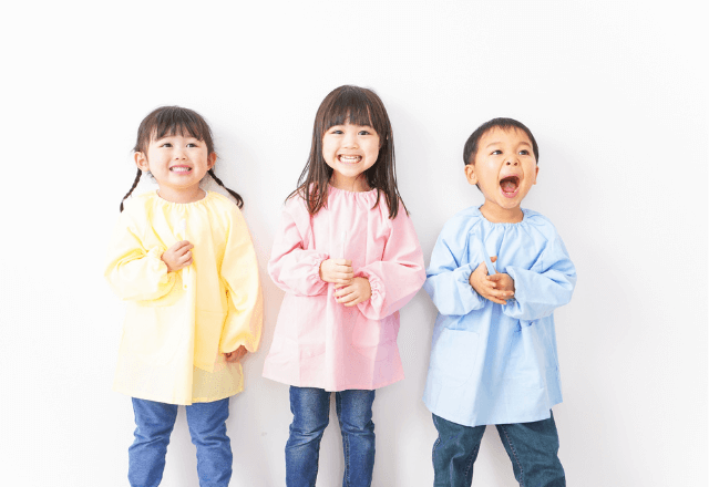 初心者でも安心！おやこで選ぶ布で作る簡単スモックの作り方