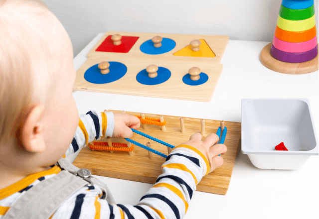 自立心を育む！モンテッソーリ教育でおすすめの教具と選び方