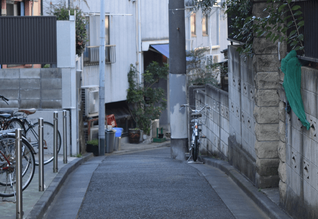 接触事故で…相手「すみません」私「こちらこそ…」数日後⇒「全額払え！」豹変したので【最強の証拠】をだした結果…