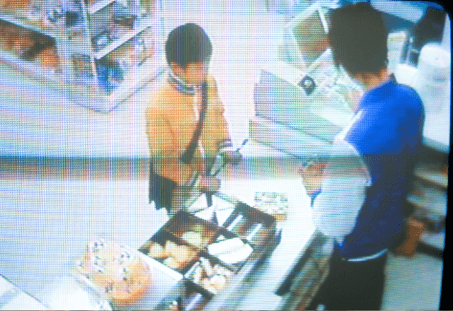 未成年への『タバコ販売』を断ったら…強面父を連れて”再来店”！？直後⇒店員「では、総額1万2千円です」「へ？」