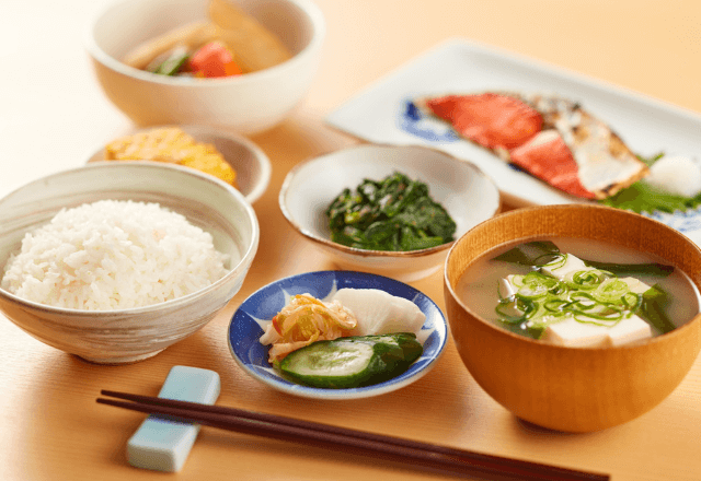 「和食の日」ってなに？子どもに伝えたい和食の魅力について