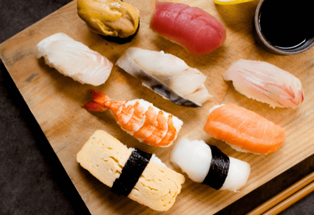 高級寿司屋で…客「30人分の予約キャンセルで！」私「あなた以外全員集まってるけど？」直後⇒勘違いしていた客が顔面蒼白に