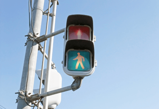 路上で…うずくまる妊婦「おなかが…」私「救急車！」その後⇒引っ越し先で起きた【信じられない奇跡】に感動─