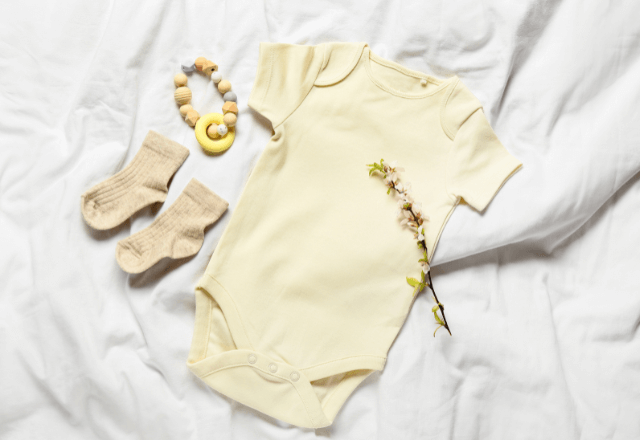 助産師が教える！失敗しない新生児肌着の選び方と季節の素材