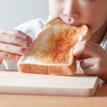 【みんな悩んでる】好き嫌い、小食、栄養の偏り…幼児期にきになる「食のきほん」をまるっと振り返り！