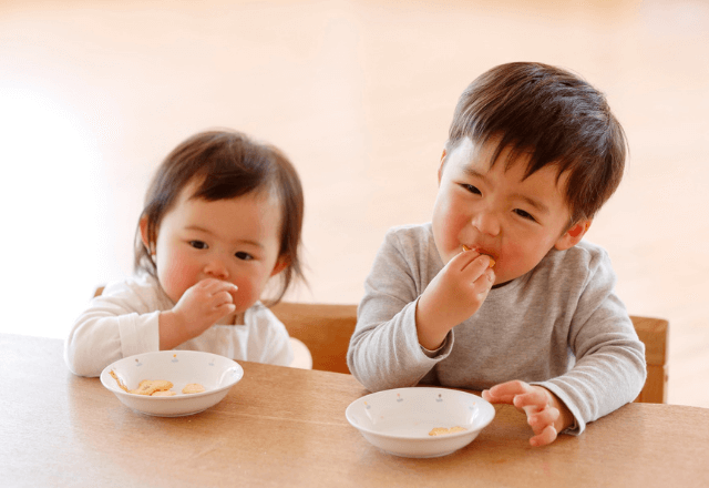 保育園・幼稚園のご飯を全然食べない子どもへ｜ママができる5つの働きかけ