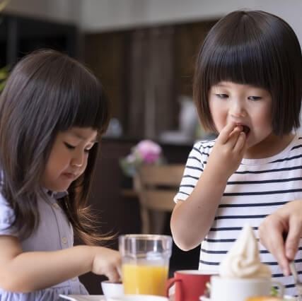 「早く食べなさい」はNGだった！ネガティブな気持ちになった子どもがスーッと楽になる親の一言とは？