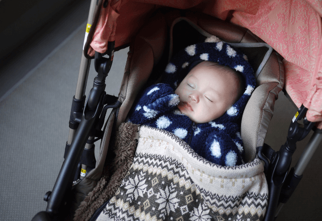 満員電車で…母親「通して下さい…」男性「道あけて！」協力した数日後⇒母親「あの…」まさかの言葉に涙…