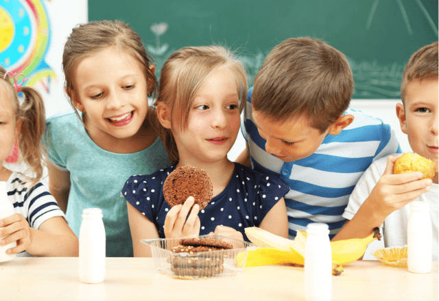 子どもが喜ぶおやつとは？おうちで手軽に挑戦できる作り方のコツをご紹介