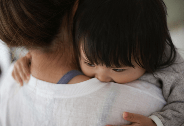 ファミレスで…「うるさい！静かにさせろ！」子どもと母親を怒鳴った直後⇒「じいじ！」顔色が変わったワケ…