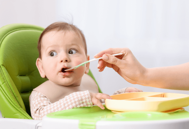 赤ちゃんとの食事がもっと楽しく！時間がかかる理由と解決のヒント