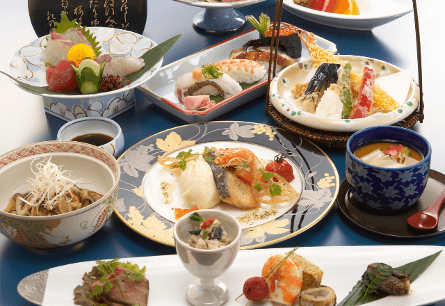 高級料亭で…女将「副料理長が挨拶をしたいと申してます」客「え？わざわざ？」直後⇒客「また来ます！」サプライズに感動…