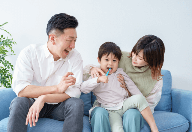 歯は一生の財産！子どもの成長に合わせた歯ブラシの選び方と替え時