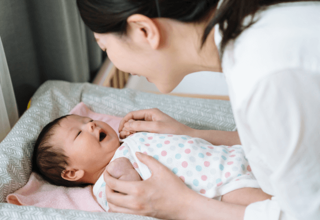 赤ちゃんの言葉の成長サポート～おしゃべりが育つ段階と対応法～