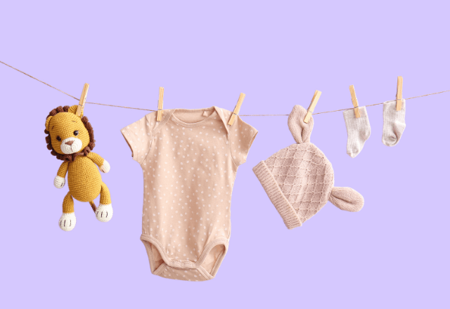 ベビー服の洗濯はどうする？すすぎ回数や大人と分ける時期を解説