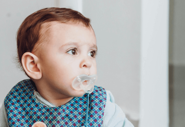 おしゃぶりはいつから？卒業のコツと安心の選び方を徹底解説