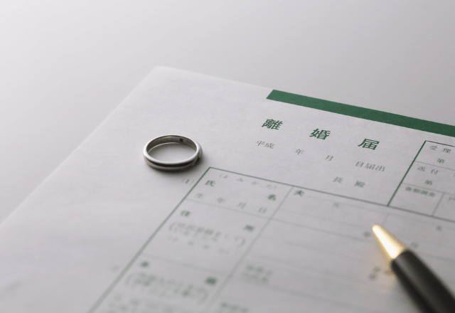 突然…夫「浮気相手と暮らすから離婚で（笑）」私「はーい」しかし⇒離婚届を提出しなかったワケ