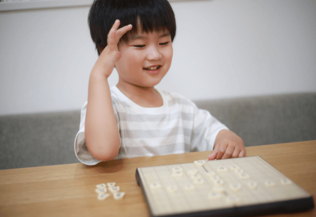 集中力を育む！子どもの将棋教室はいつから？費用や選び方のコツ