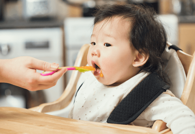 赤ちゃんの快適な食卓時間を作る！ベビーチェアクッションの魅力