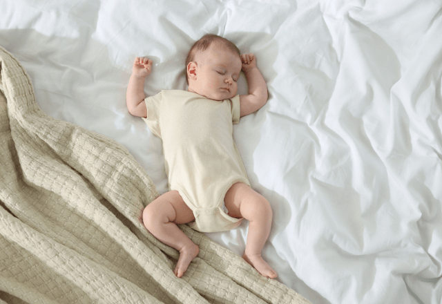 パパでも成功！生後4ヶ月の赤ちゃんがスムーズに眠るコツと習慣
