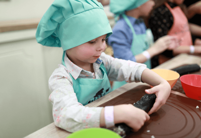 子どもに人気の定番メニュー！手軽なレシピとアレンジ術