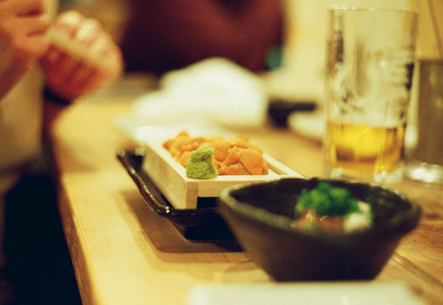 居酒屋で…私「これ頼んだっけ？」店員「店主の気まぐれです」直後⇒届いた“謎すぎる料理”の正体に「えっ！？」