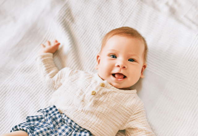 生後3ヶ月の赤ちゃんが夢中！遊び方・おもちゃと注意点